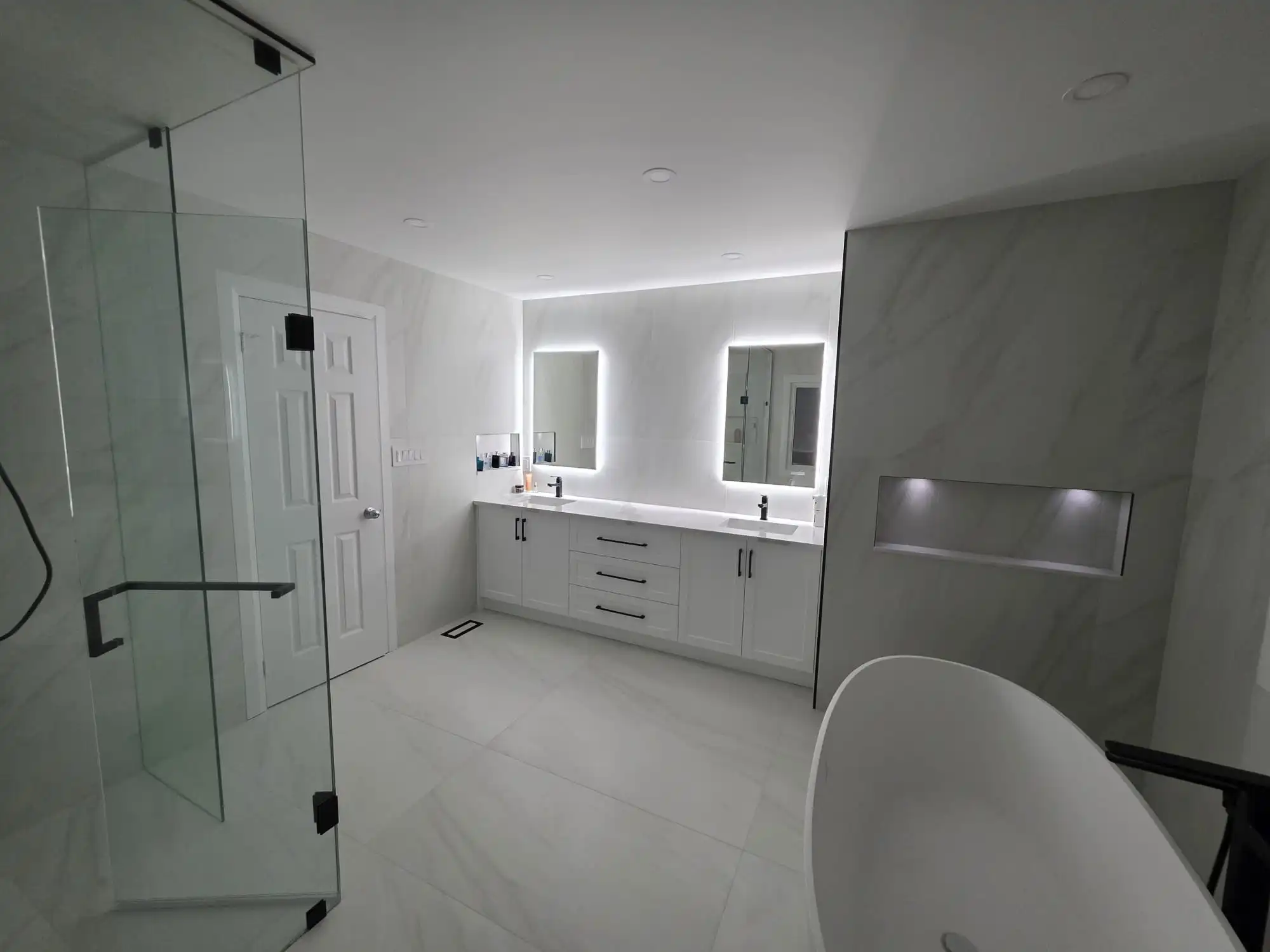 MRJ Renovations — bathroom renovation contractor